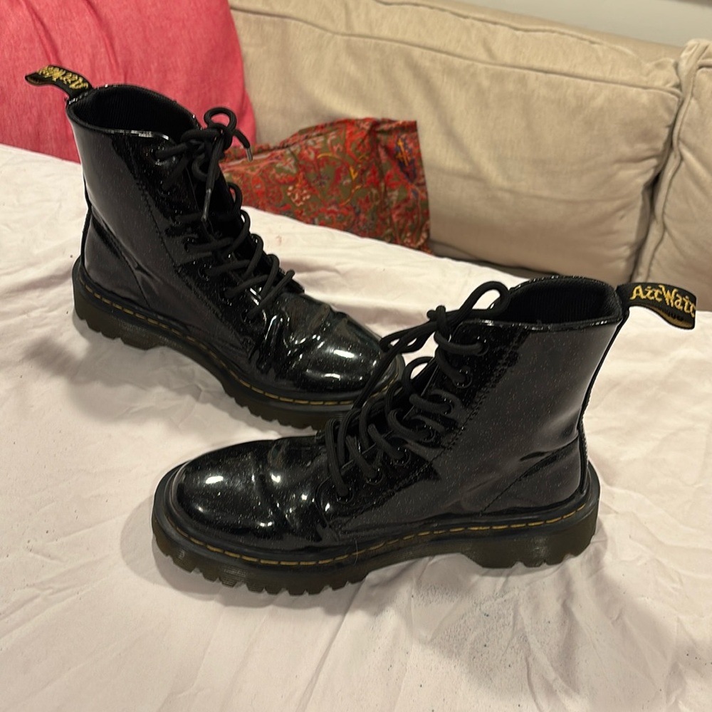 Glitter patent leather Doc Martens size 6 Eu 37.  Very lightly worn, beautiful!